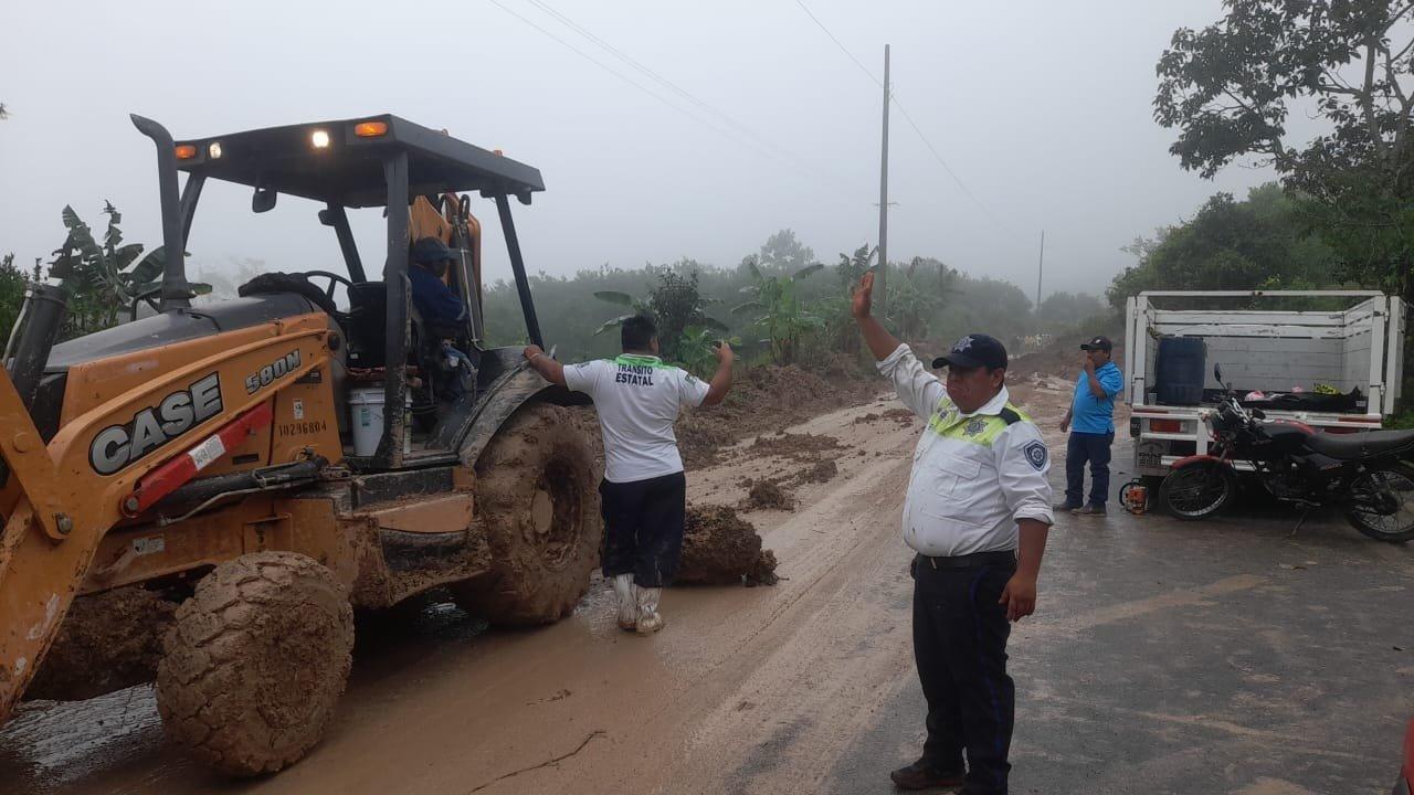 Lluvias dejan 152 casas inundadas en Martínez y Atzalan, Veracruz