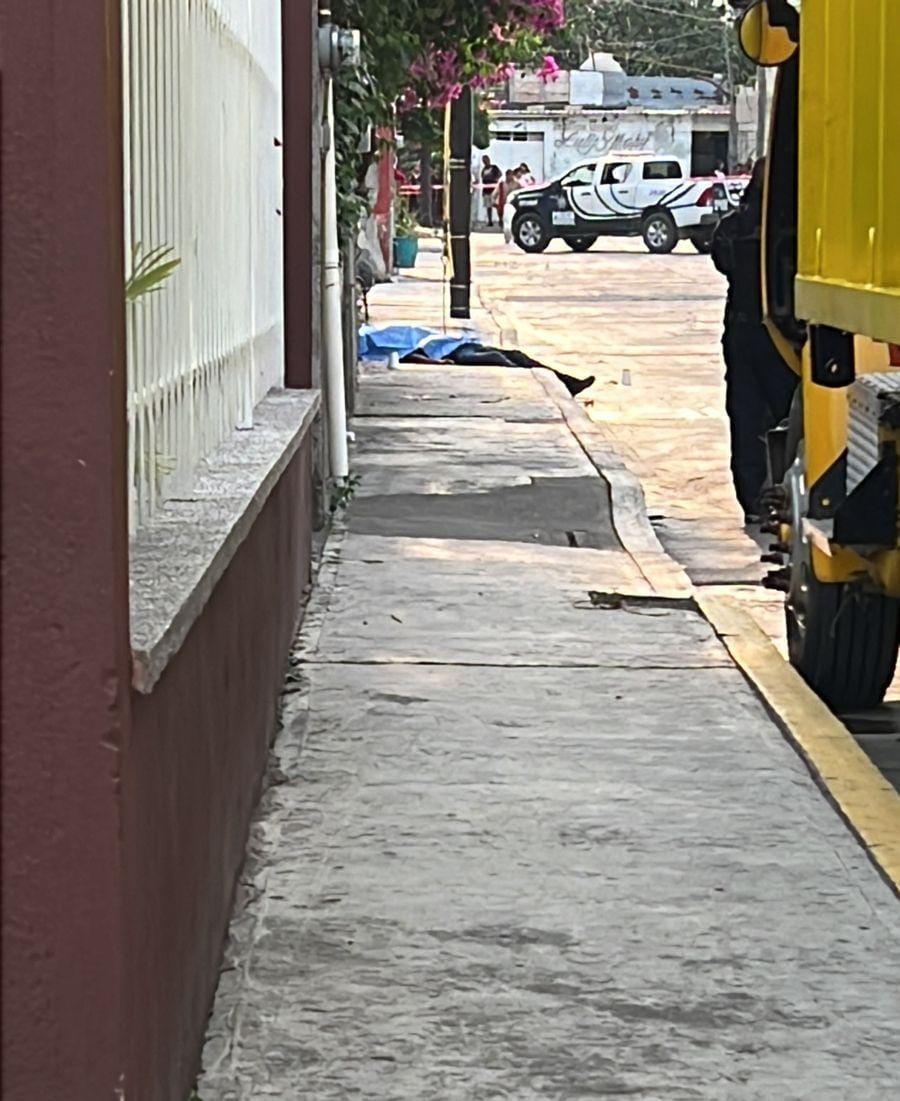 Asesinan a un hombre cuando caminaba en calles de Cuitláhuac