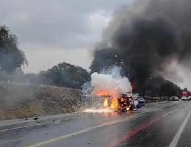 De Banderilla, muertos en accidente en carretera Amozoc-Perote