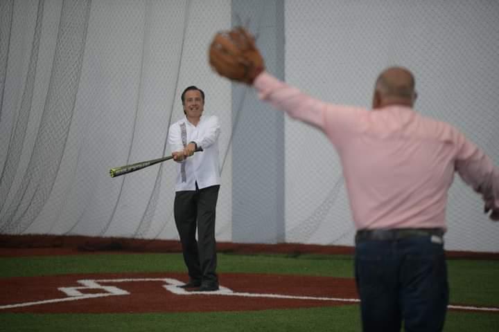 Va bien escuela de béisbol en Boca del Río: Cuitláhuac