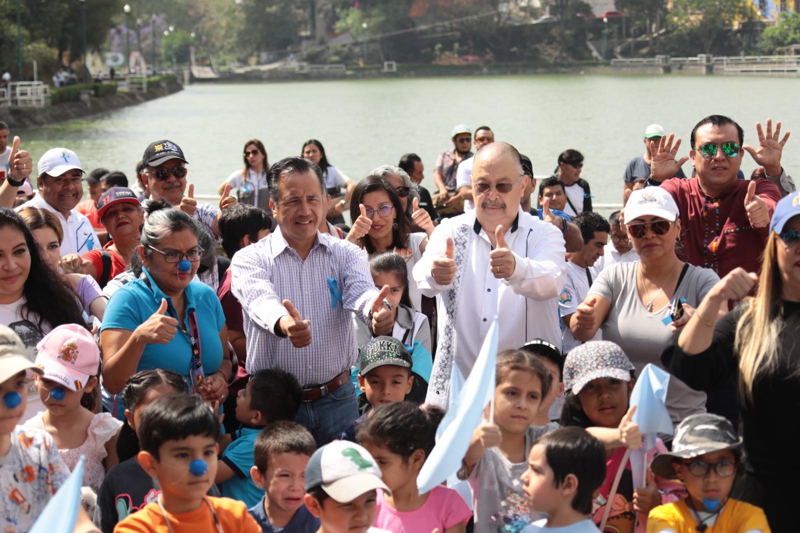 No es una enfermedad: Cuitláhuac conmemora Día del Autismo