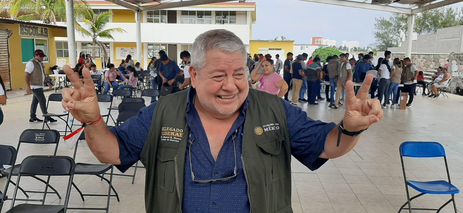 "Manuel Huerta va a estar en la encuesta", dice superdelegado en Veracruz