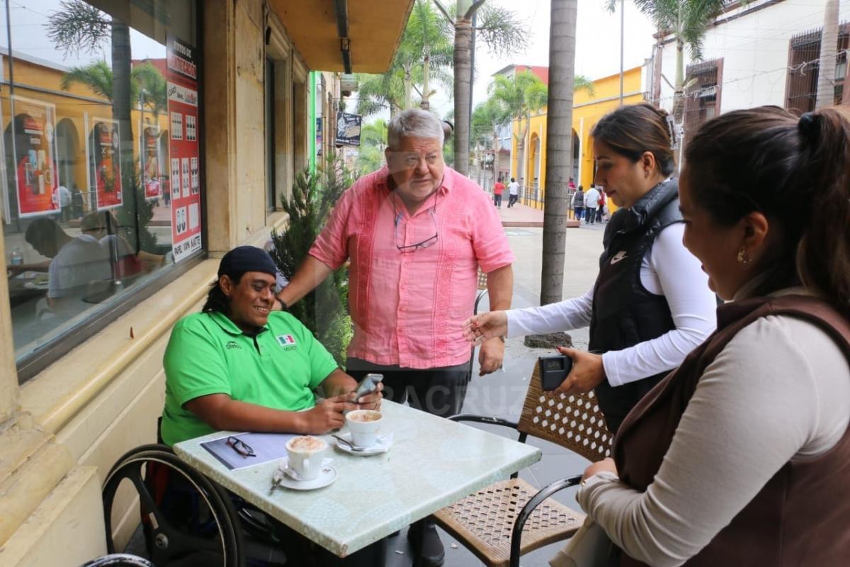 Huerta se someterá a consulta para ser candidato de Morena al Senado