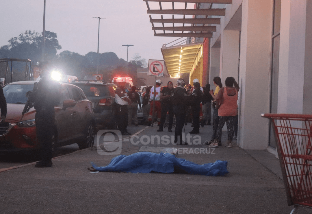 Frente A Su Familia Asesinan A Hombre En Plaza De Oluta E Veracruzmx 7128