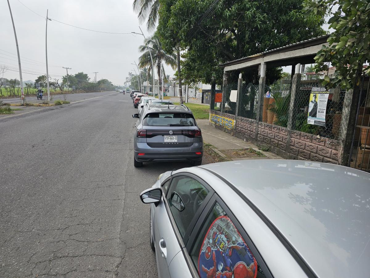 Amplían plazo para verificar autos en Veracruz