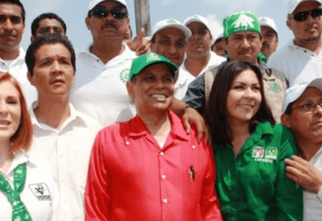 Carolina Gudiño se registra ante el PRI por la alcaldía de Veracruz