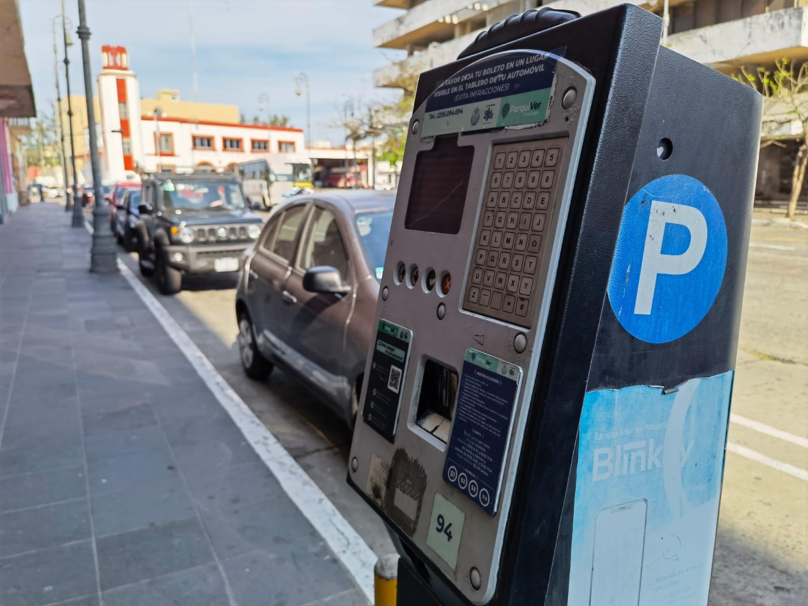 En medio de quejas, parquímetros recaudan más de 2 millones de pesos en Veracruz