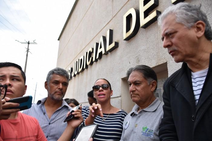 Ciudadanos presentan amparo contra ampliación de concesión a Proactiva