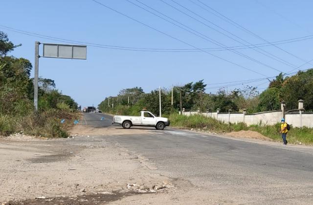 Tras 4 días de bloqueo por conflicto liberan carretera de Oteapan