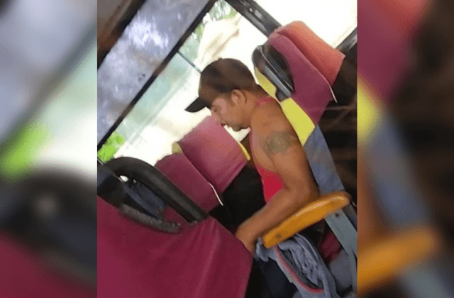 Sujeto acosa a joven en camión y amenaza con matarla y violarla en Veracruz