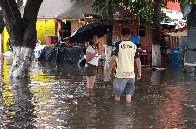 Perdí mi equipo de trabajo: Liliana afectada por inundaciones en Boca
