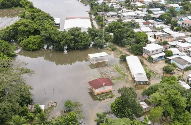 Minatitlán bajo el agua: Hay al menos 29 comunidades inundadas