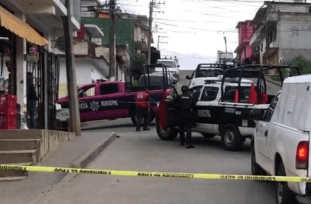 Hombre es asesinado a puñaladas en la colonia Nacional de Xalapa