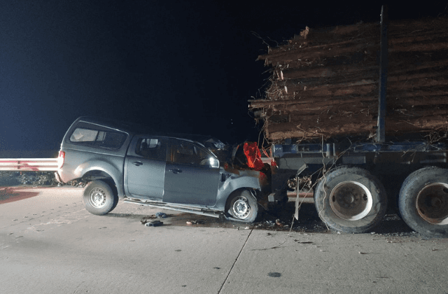 Accidente carretero deja 3 muertos y 5 heridos en Acayucan