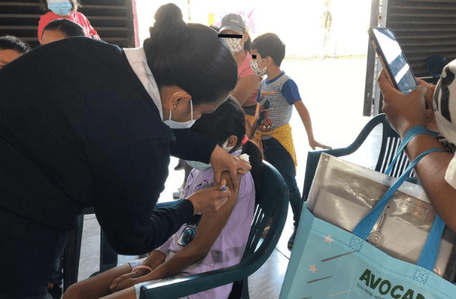 Inicia jornada de vacunación de niños de 5 a 11 años en Córdoba