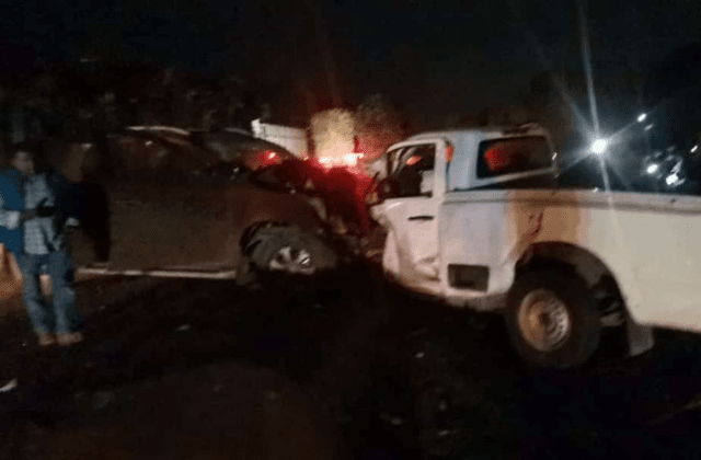 Fallecen conductores tras chocar en Cuitláhuac