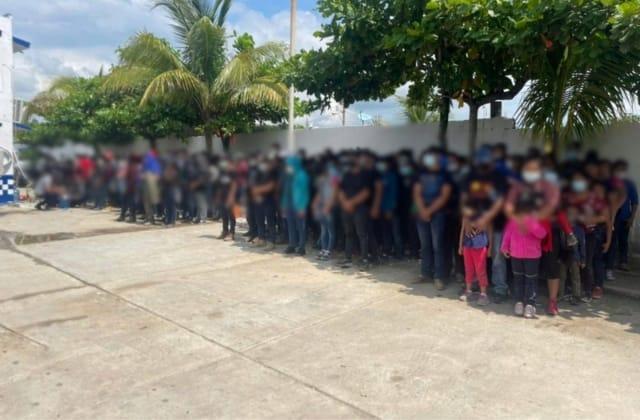 Resguardan a 178 migrantes al sur de Veracruz; 67 son menores