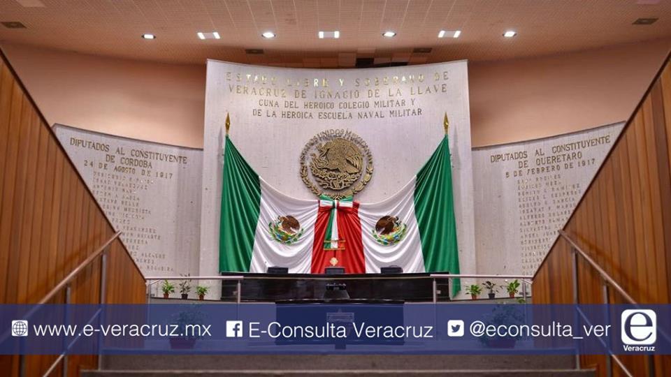 En medio de escándalos PAN retiene el control en congreso de Veracruz