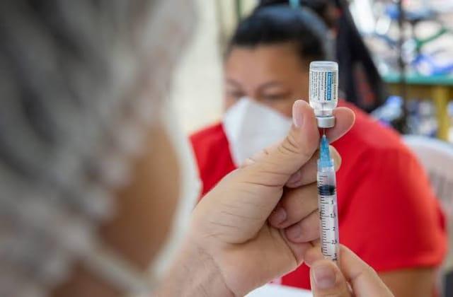 Arranca jornada de terceras dosis para personal de salud en Veracruz