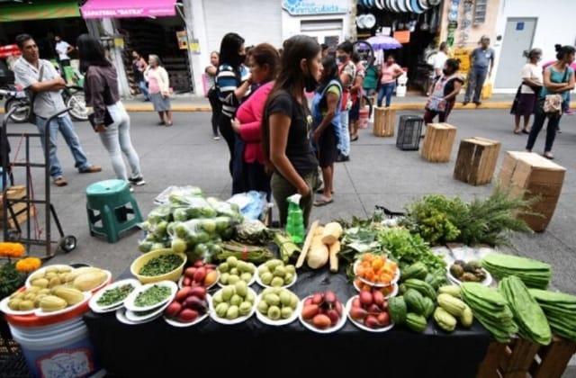 ¡Ojo! Ayuntamiento de Xalapa va por comercio ambulante
