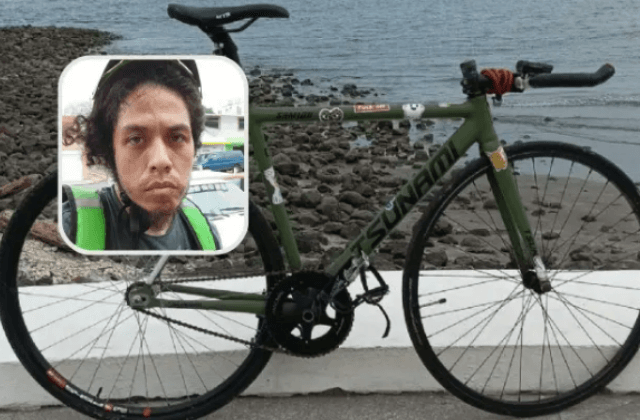 A más de un mes, FGE le entrega bicicleta robada a repartidor de Veracruz