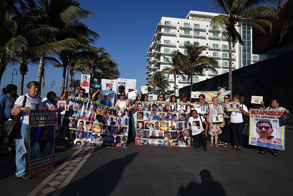 Colectivos de desaparecidos respaldan al Solecito Veracruz