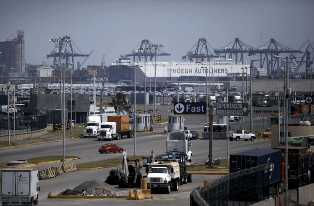 Activistas piden frenar ampliación del puerto de Veracruz a SCJN