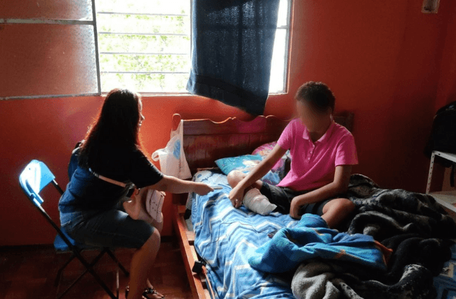 Antonella, migrante venezolana, mantiene sueño americano tras perder pie