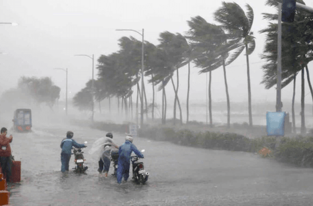 Aviso Especial por intensas lluvias en Veracruz ¿Afectará huracán Kay?