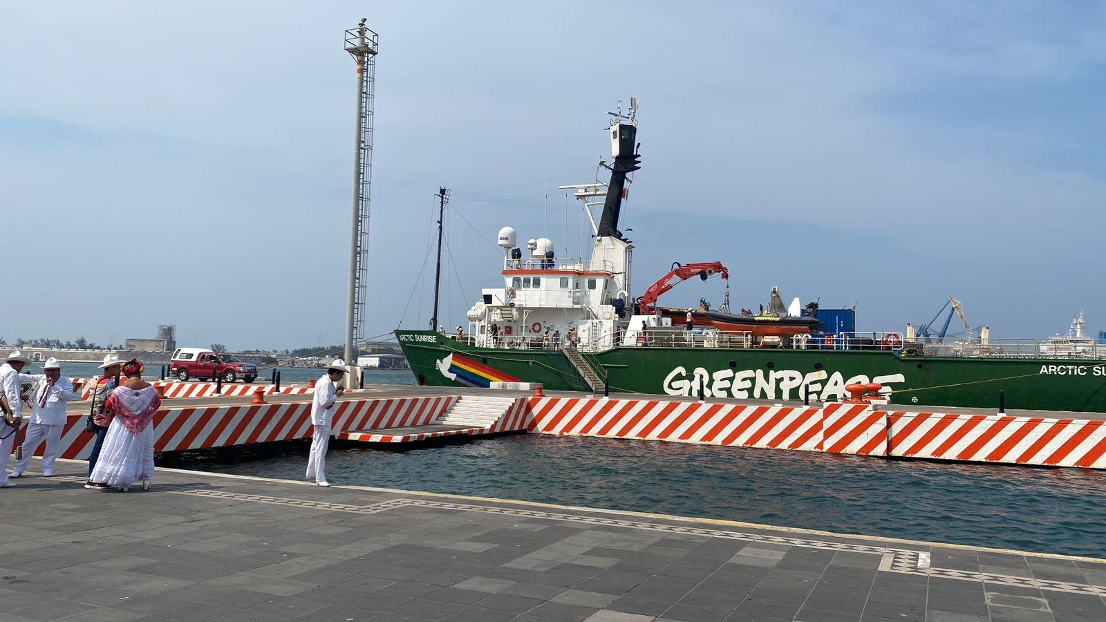Llegó a Veracruz el Artic Sunrise, el barco ambientalista de Greenpeace