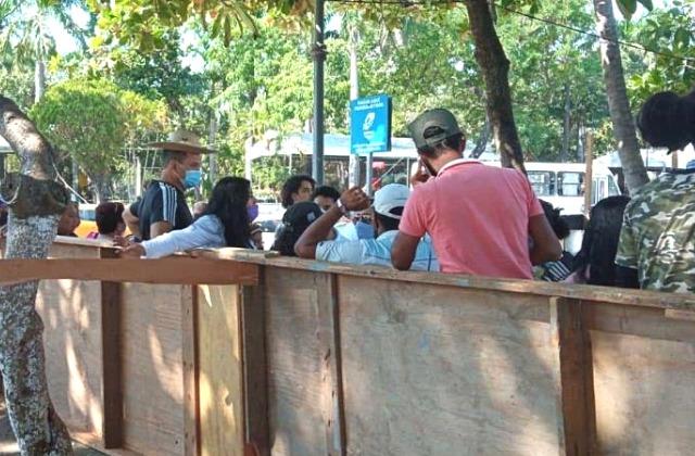 'Tianguis rebelde', comerciantes se niegan a ser corridos en Veracruz