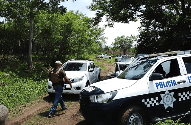 Encuentran un cráneo y huesos en fosa clandestina en Medellín de Bravo