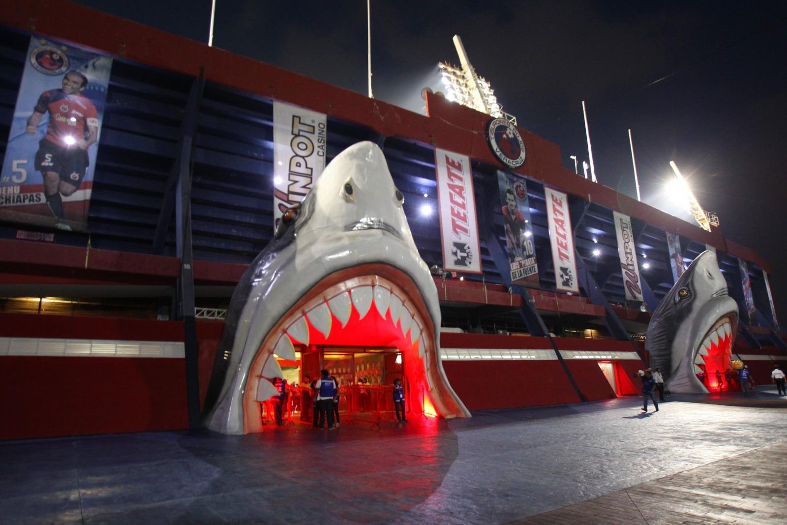 Cabezas de tiburón del Pirata Fuente pasarán al Aquarium de Veracruz