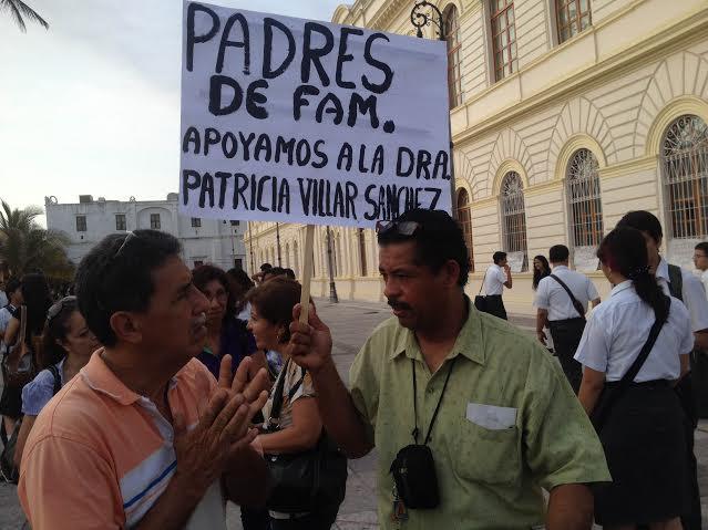 Protestan contra el cambio de directora en el Colegio de Bachilleres
