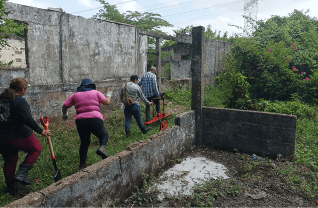 Colectivo de madres busca cuerpo debajo de puente en Coatza