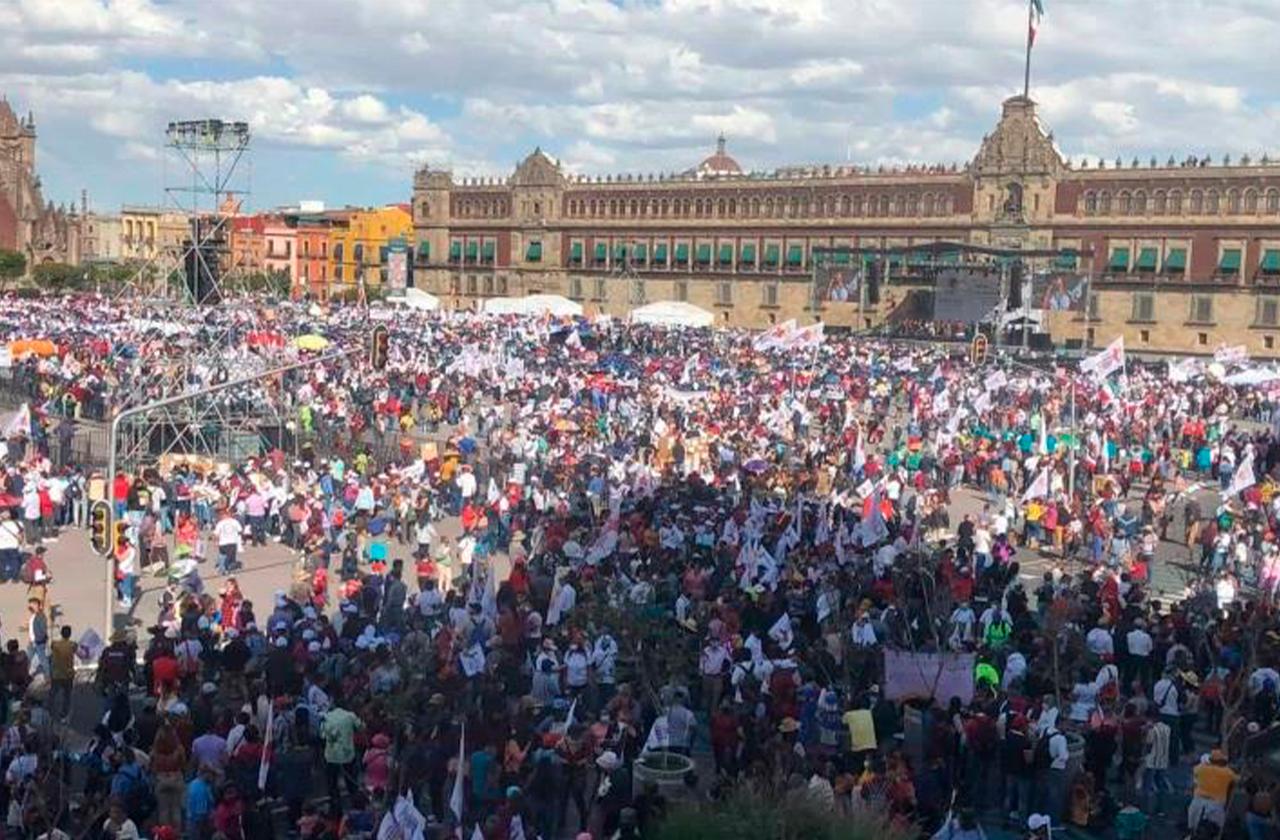 Con mariachi, así inicia ‘AMLOFest’ en el Zócalo de Ciudad de México 