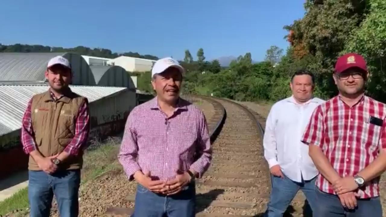 Gobernador anuncia construcción de tren ligero para Xalapa