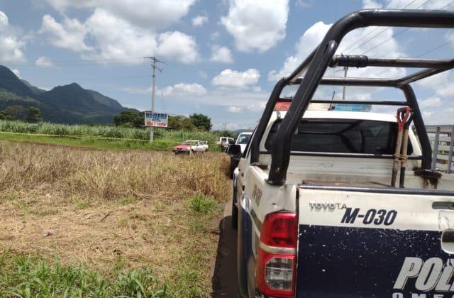 En ataque armado, asesinan a taxista y hieren a pasajera en Omealca
