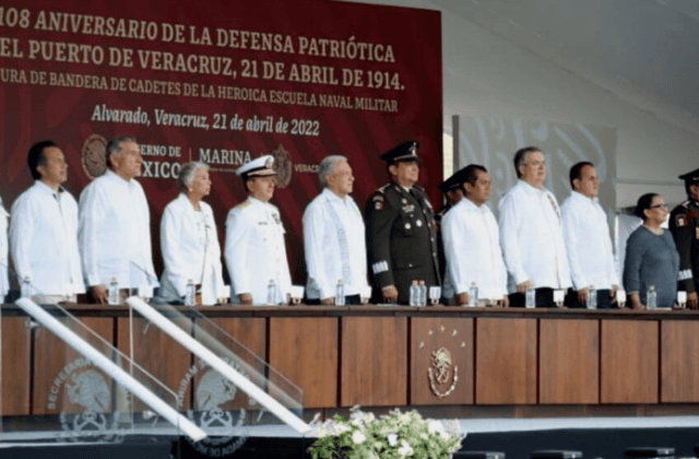 Secretario de Marina refrenda lealtad a AMLO en Veracruz