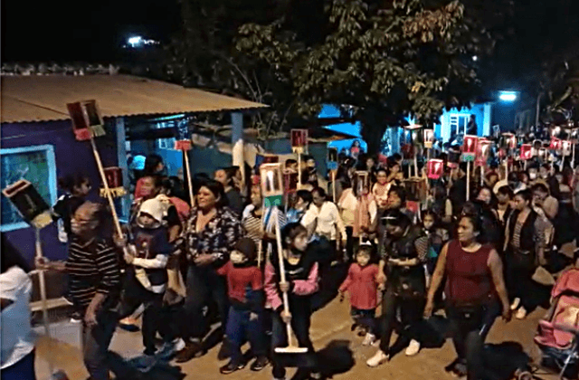 Faroles y fiesta: Así celebran a Santa Cecilia, patrona de los músicos, en Oteapan
