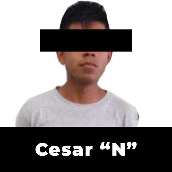 César trasladaba a 30 migrantes en su camioneta; fue detenido en Amatlán