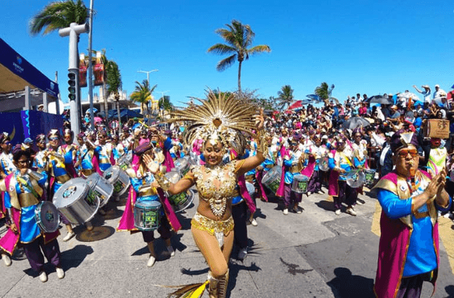 No habrá días de asueto en Xalapa para ir al Carnaval de Veracruz