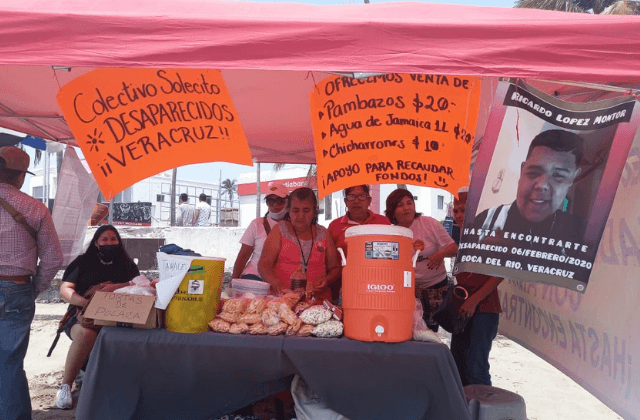 En playa de Veracruz, Colectivo Solecito recauda fondos con ventas