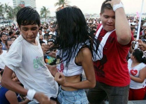 Pueblo Viejo prohíbe el reggaetón durante las fiestas patrias