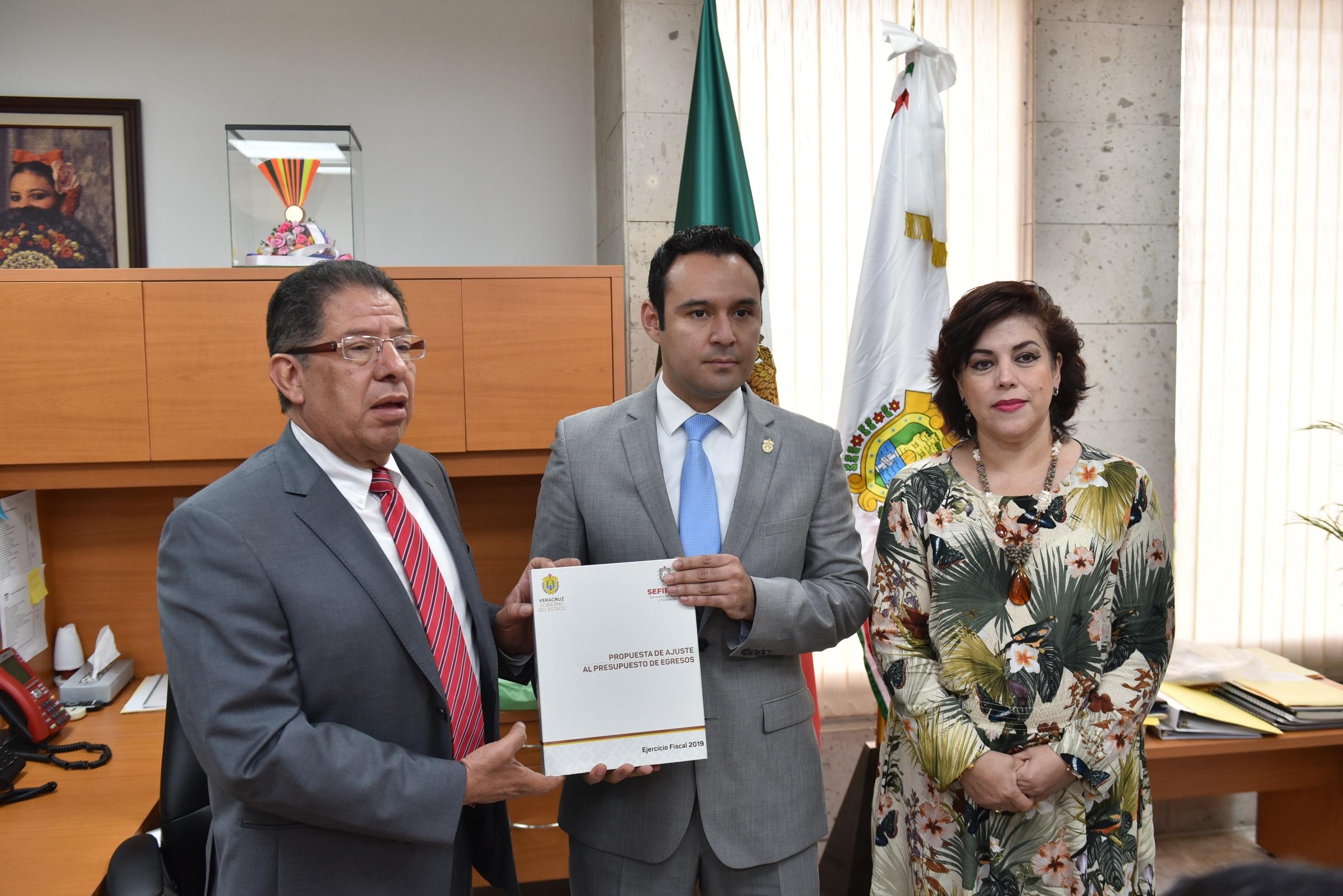 Presupuesto 2019: Cuitláhuac reduce recursos a UV, Fiscalía y Poder Judicial