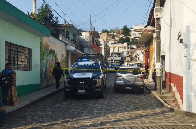 Hallan a mujer muerta en vivienda de Xalapa