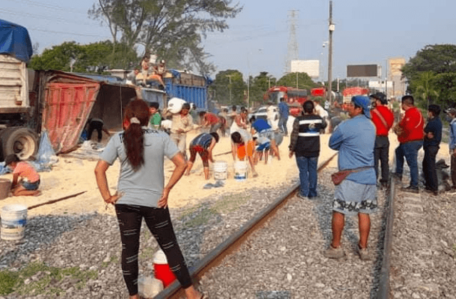 Hay grupos de rapiñeros que cazan accidentes en Veracruz: empresarios