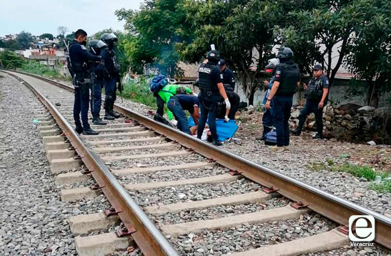 Hombre se queda dormido y tren le amputa pierna en Xalapa