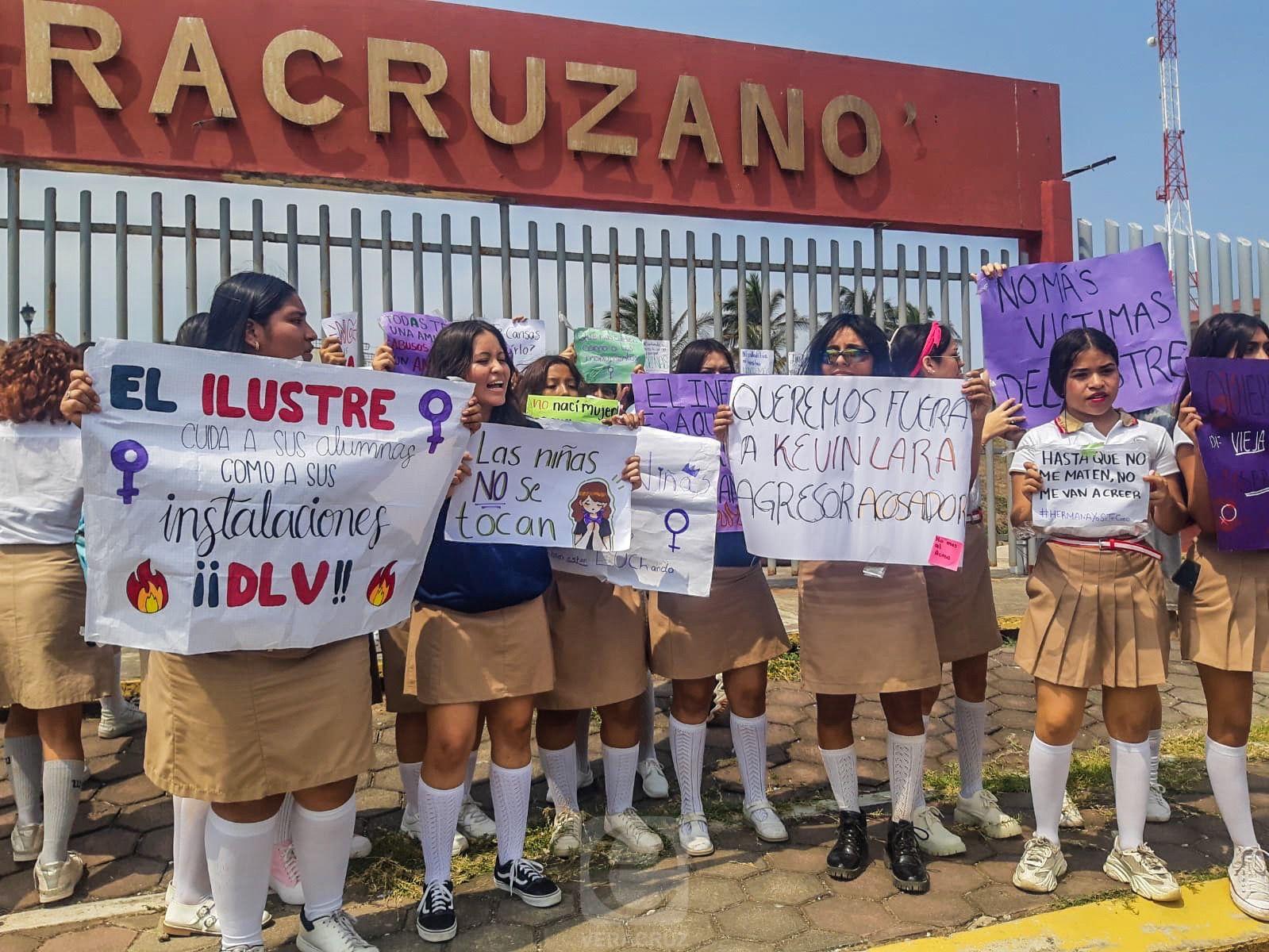 ¡Ilustre abusador! Alumnas denuncian acoso sexual en Boca del Río