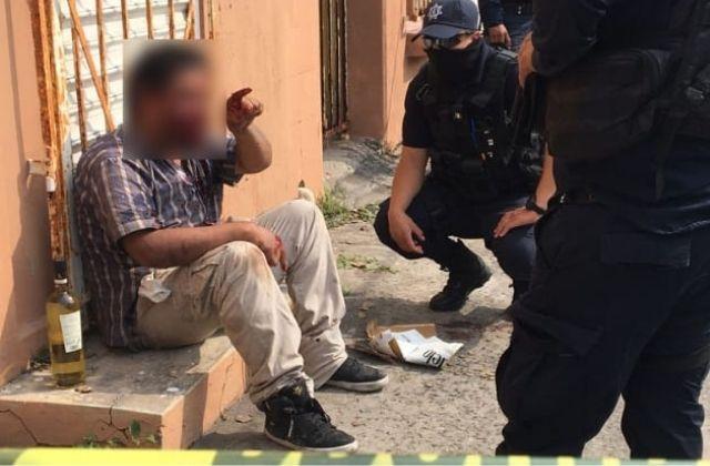 Mandan a hospital a presunto ladrón de Oxxo tras detenerlo en Veracruz